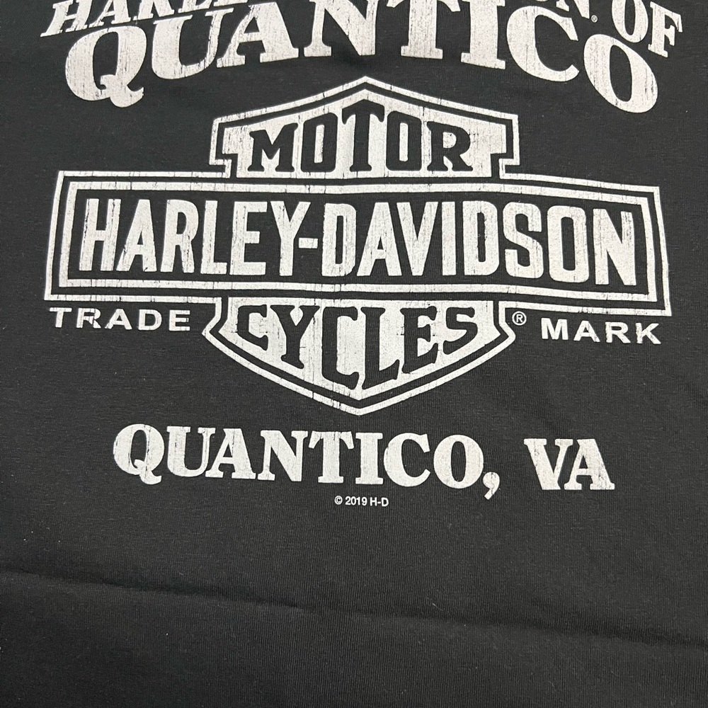 Harley-Davidson Black and White Quantico T-Shirt QUANTIOCO, VIRGINIA 2019 - Picture 1 of 2